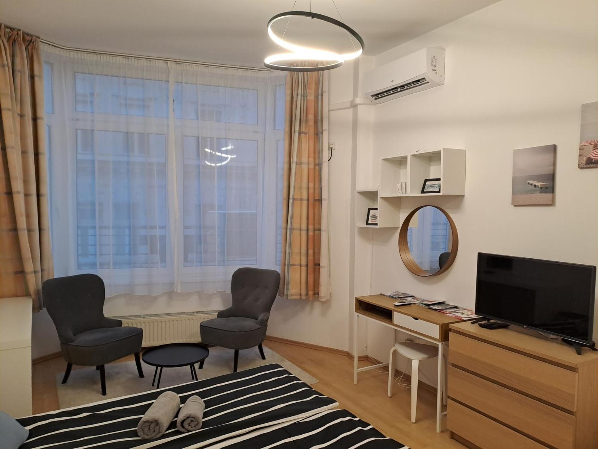 Central Belvedere Apartman บูดาเปสต์ ภายนอก รูปภาพ